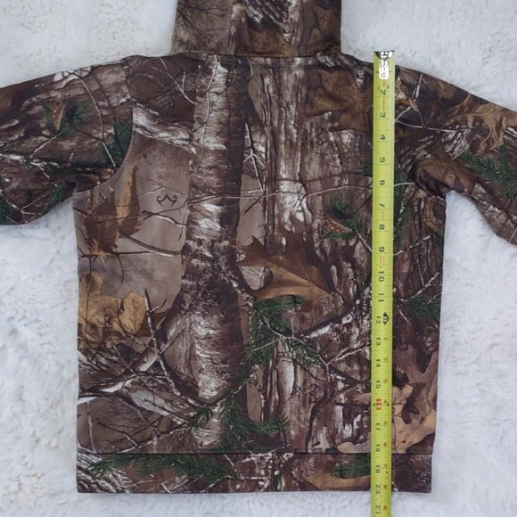 Under Armour Brown and Orange Camo Sweatshirt - Picture 8 of 13